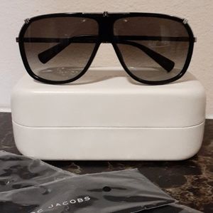 Marc Jacobs aviators
